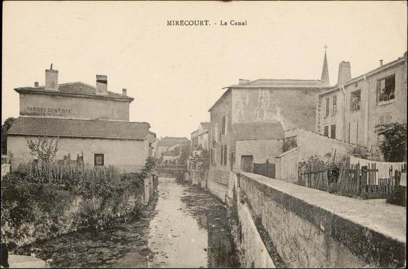 Carte postale ancienne Carte postale, Mirecourt, La Canal