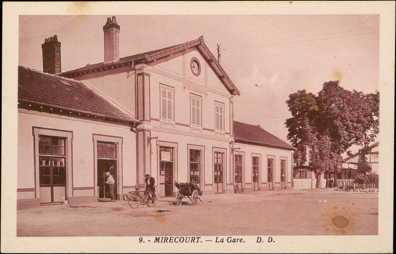 Carte postale ancienne Carte postale, Mirecourt, La Gare