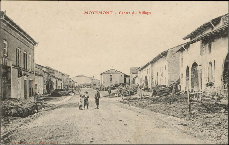 Carte postale ancienne Carte postale, Moyemont, Centre du Village
