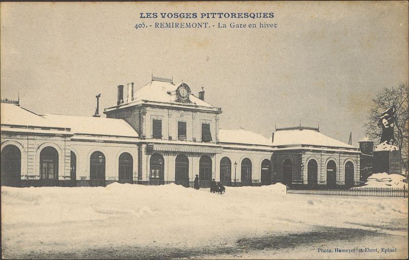 Carte postale ancienne Carte postale, Remiremont, La Gare en hiver