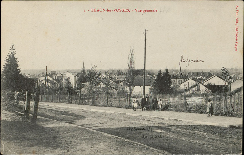 Carte postale ancienne Carte postale, Thaon-les-Vosges, Vue générale