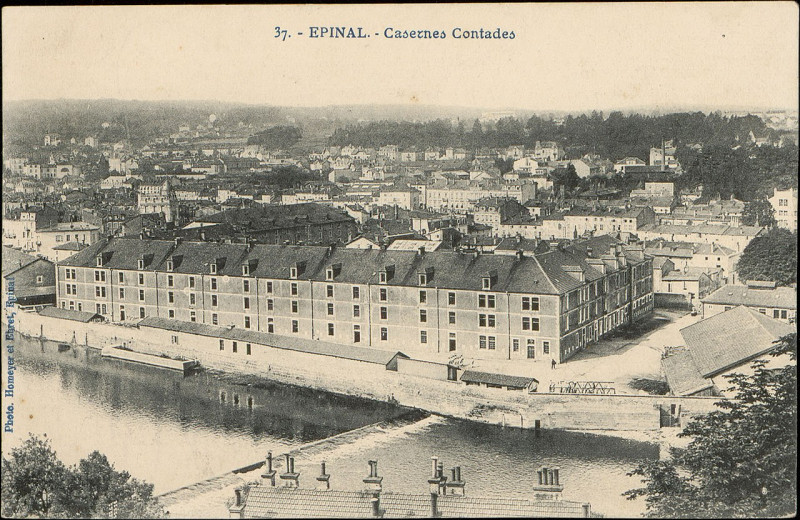 Carte postale ancienne Carte postale, Epinal, Casernes Contades 2