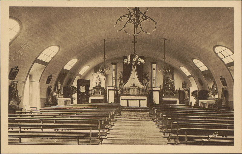 Carte postale ancienne Carte postale, Epinal, Institution St-Joseph, Chapelle