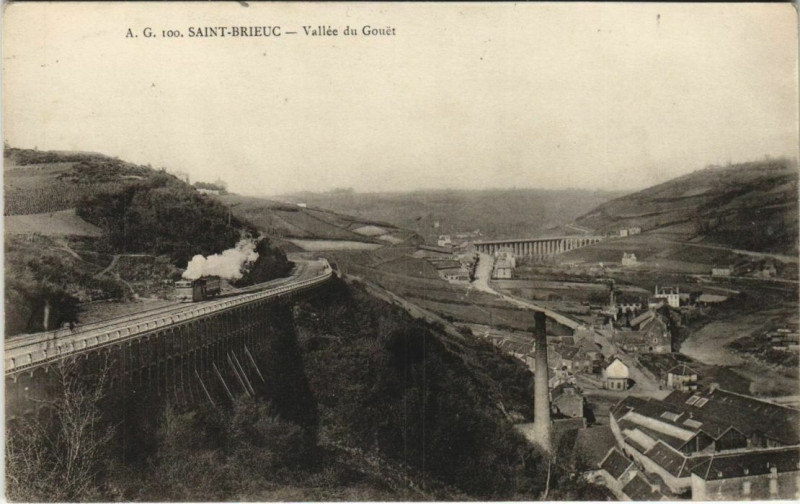 Carte postale ancienne Saint-Brieuc Vallee du Gouet à Saint-Brieuc