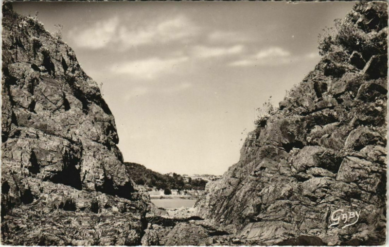 Carte postale ancienne Erquy La Tranche de Goulet à Erquy