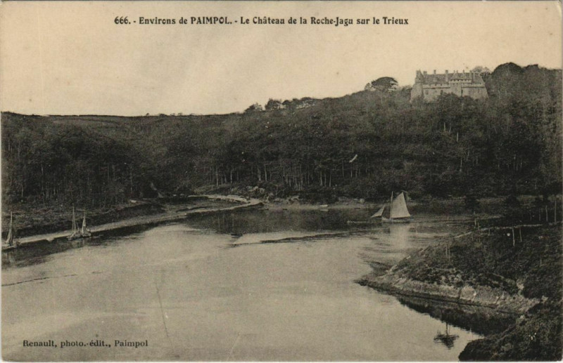 Carte postale ancienne Ploezal Le Chateau de la Roche-Jagu sur le Trieux Env. de Paimpol à Paimpol