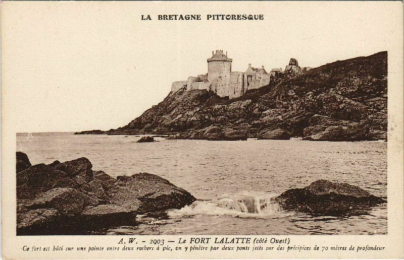 Carte postale ancienne Le Fort La Latte