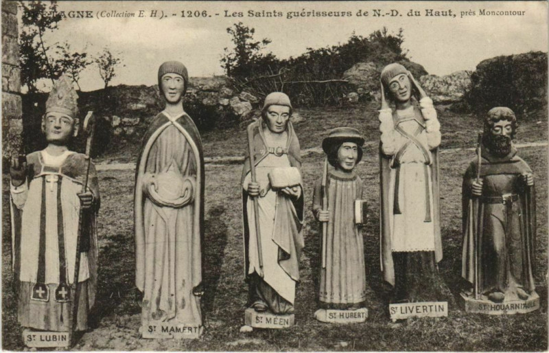 Carte postale ancienne Saints Guerisseurs de N.-D. du Haut - pres Moncontour-de-Bretagne à Moncontour