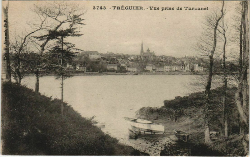 Carte postale ancienne Treguier Vue prise de Turzunel