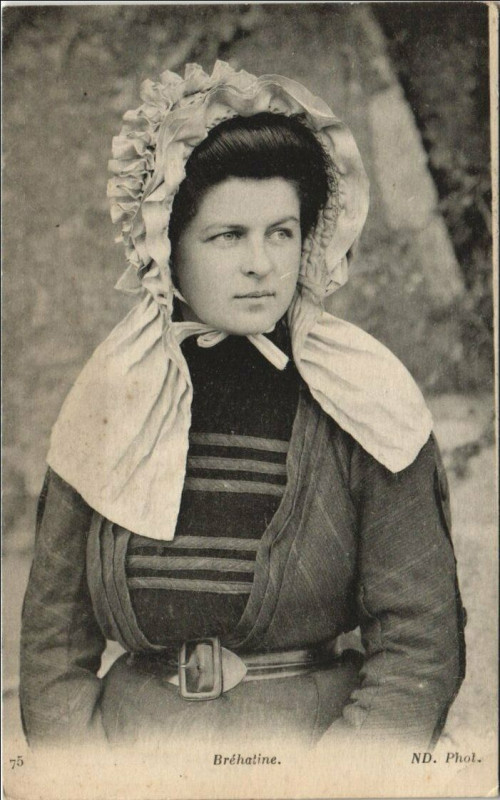 Carte postale ancienne Brehatine - Femme - Type