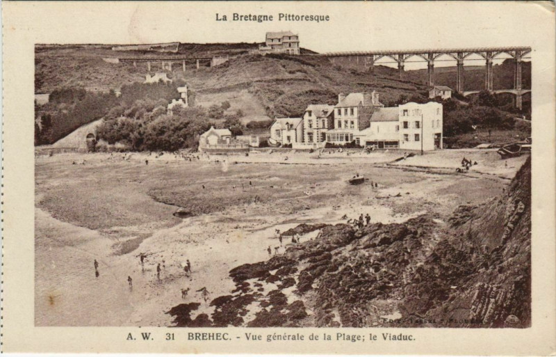 Carte postale ancienne Brehec Vue Generale de la Plage - Le Viaduc