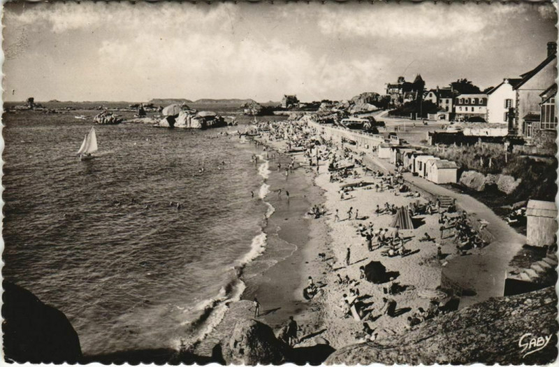 Carte postale ancienne Tregastel Plage de Coz-Pors