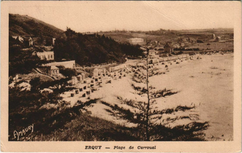 Carte postale ancienne Erquy Plage de Carroual à Erquy