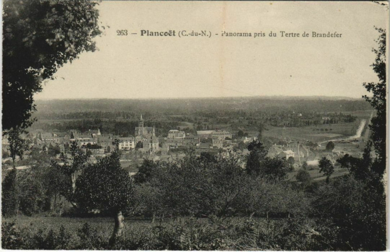 Carte postale ancienne Plancoet Panorama pris du Tertre de Brandefer