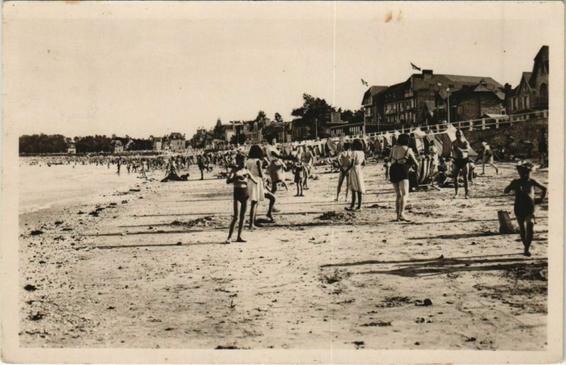 Carte postale ancienne Saint-Cast La Plage