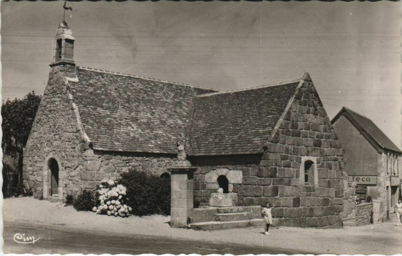 Carte postale ancienne Tregastel La Chapelle Sainte-Anne
