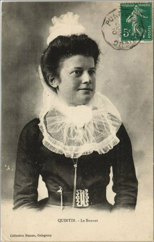 Carte postale ancienne Quintin Le Bonnet - Type à Quintin