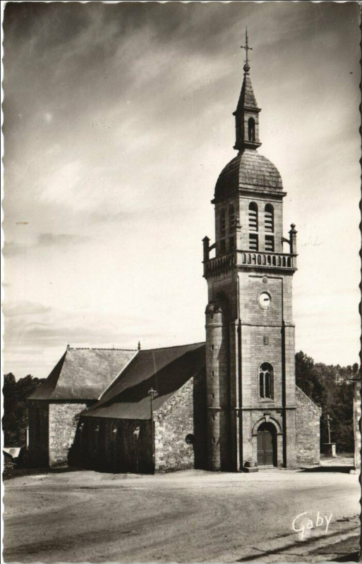 Carte postale ancienne L'Eglise à Saint-Caradec