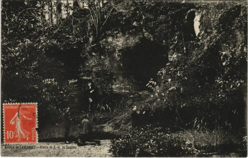 Carte postale ancienne Langonnet Abbaye de Langonnet - Grotte de N.-D. De Lourdes