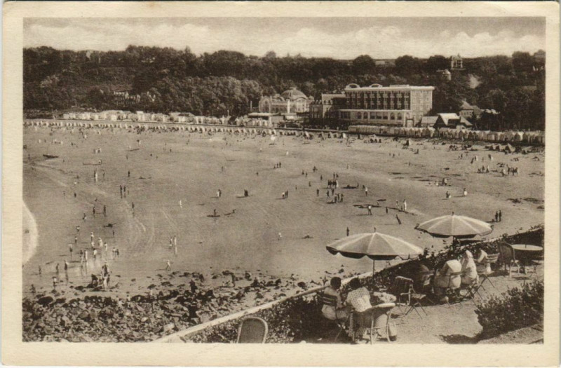 Carte postale ancienne Perros-Guirec Vue Generale de la Plage à Perros-Guirec