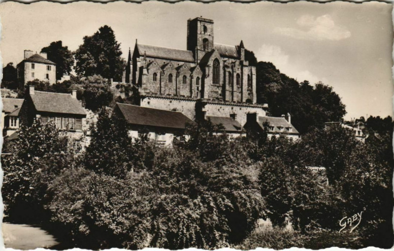 Carte postale ancienne Lamballe Eglise Notre-Dame