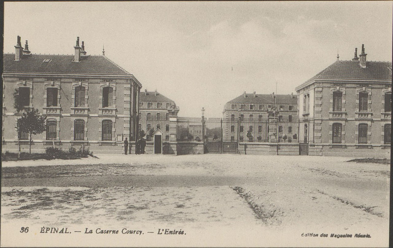 Carte postale ancienne Carte postale, Epinal, La Caserne Courcy, L'Entrée