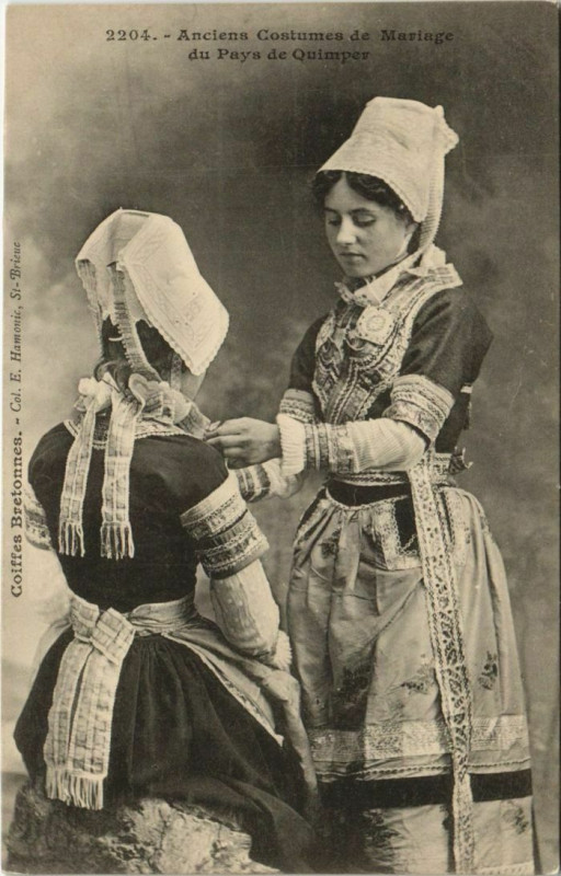 Carte postale ancienne Anciens Costumes de Mariage France
