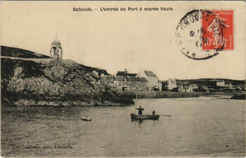 Carte postale ancienne Dahouet L'entree du Port a maree haute France