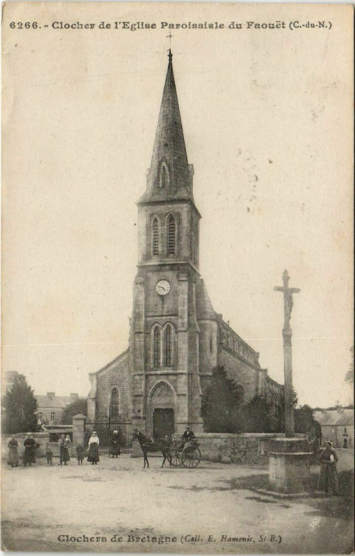 Carte postale ancienne Clocher de l'Eglise Paroissiale du Faouet France