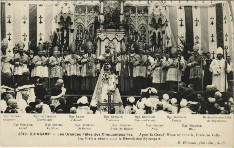 Carte postale ancienne Guingamp Les Grandes Fetes France à Guingamp