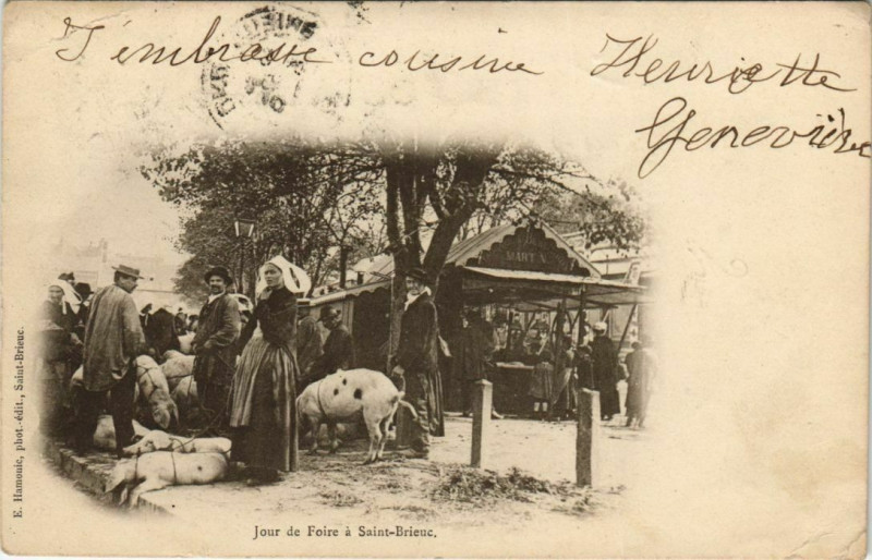 Carte postale ancienne Saint Brieuc Jour de Foire a Saint-Brieuc France à Saint-Brieuc