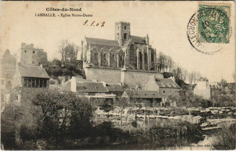 Carte postale ancienne Lamballe Eglise Notre-Dame France