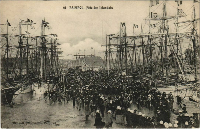Carte postale ancienne Paimpol Fete des Islandais France à Paimpol