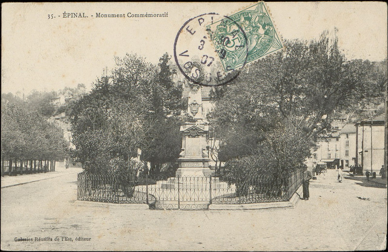 Carte postale ancienne Carte postale, Epinal, Monument commémoratif