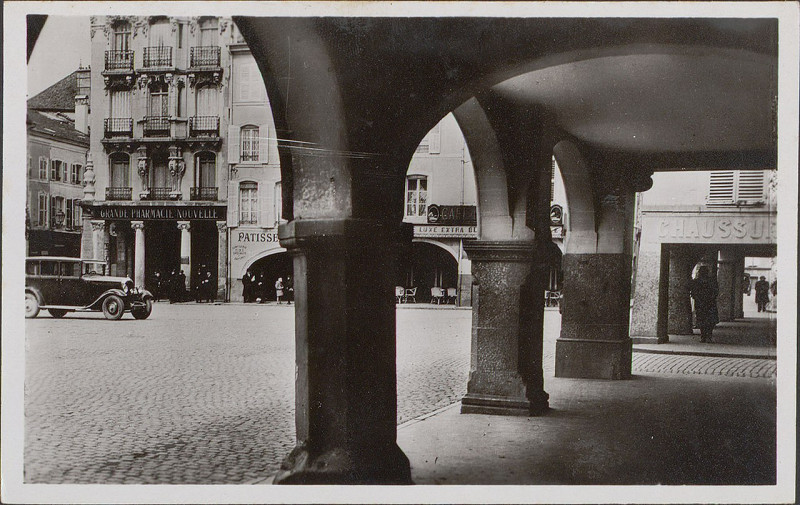 Carte postale ancienne Carte postale, Epinal, Place des Vosges 13