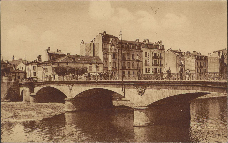 Carte postale ancienne Carte postale, Epinal, Pont Sadi-Carnot 3