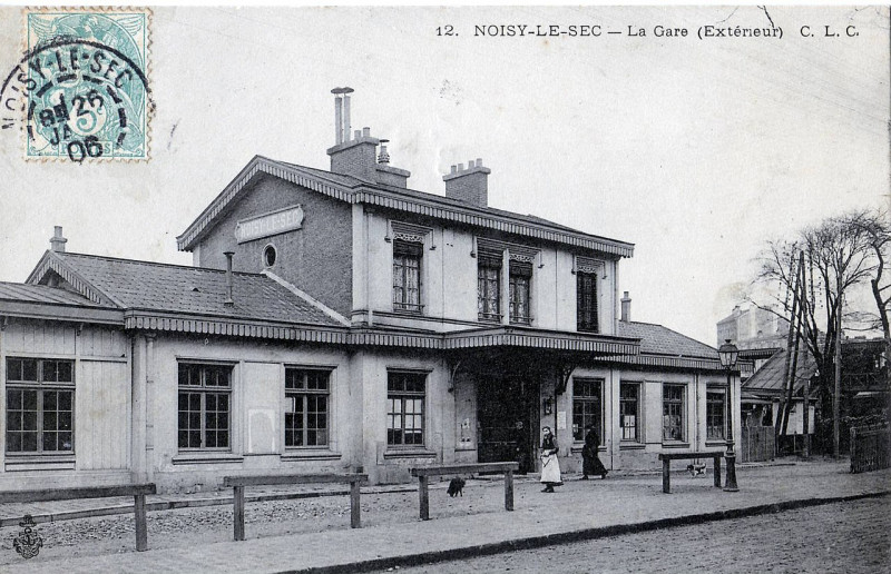 Carte postale ancienne Noisy-le-Sec - La Gare (extérieur)