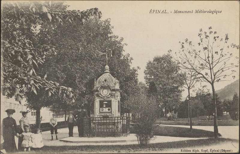 Carte postale ancienne Carte postale, Epinal, Monument Météorologique