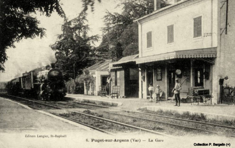 Carte postale ancienne Gare de Puget-sur-Argens 1