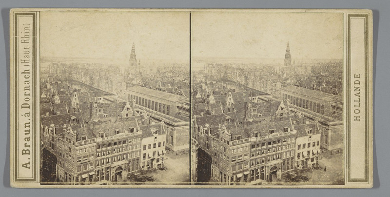 Carte postale ancienne Gezicht op Amsterdam-Zuidoost. Uitzicht vanaf het Paleis op de Dam Vue panoramique, prise de la tour du palais (partie sud-est de la ville) (titel op 