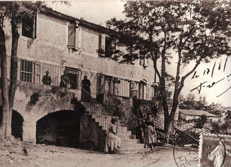 Carte postale ancienne Le Caylar, Camp lauriet au Caylar