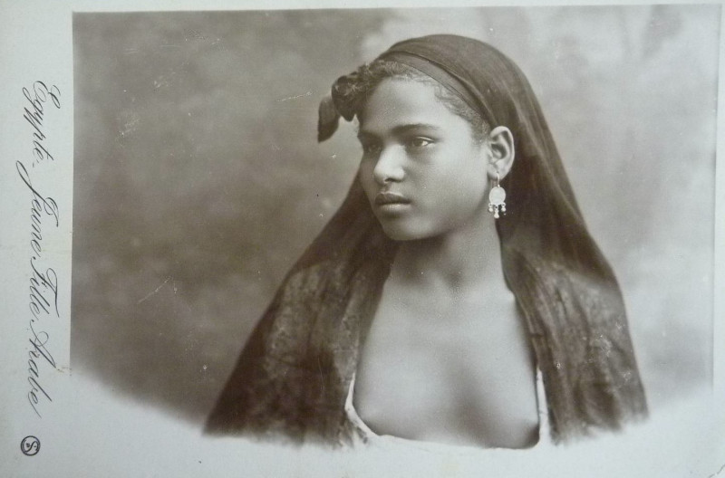 Carte postale ancienne Sip - Jeune fille arabe