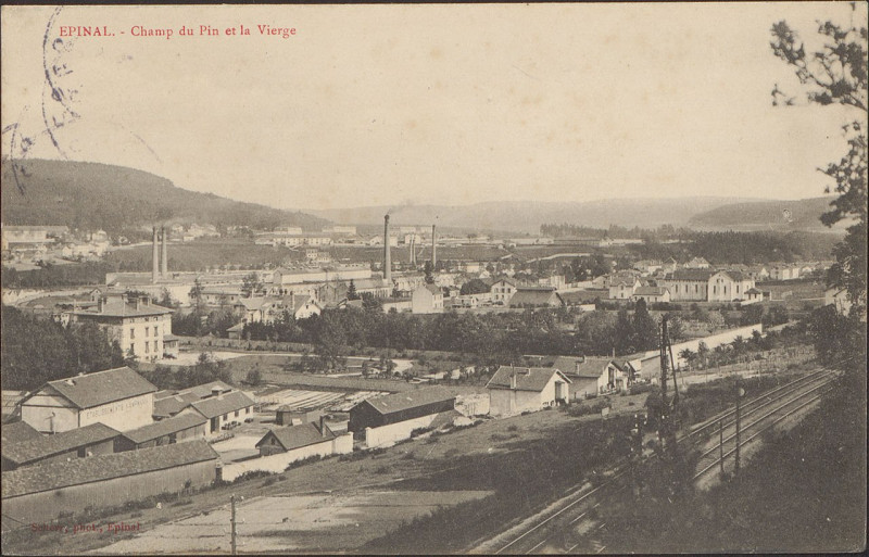 Carte postale ancienne Carte Postale, Epinal, Champ du Pin et la Vierge