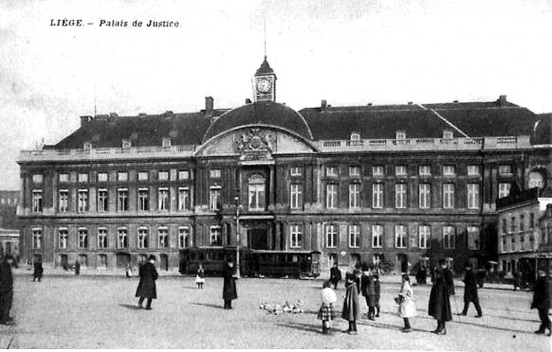 Carte postale ancienne Palais 0007