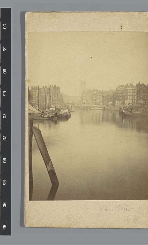 Carte postale ancienne Gezicht op de Oudehaven, Rotterdam Le vieux port (Oude haven) (titel op object) Rotterdam (serietitel op object), Rp-F-F19329