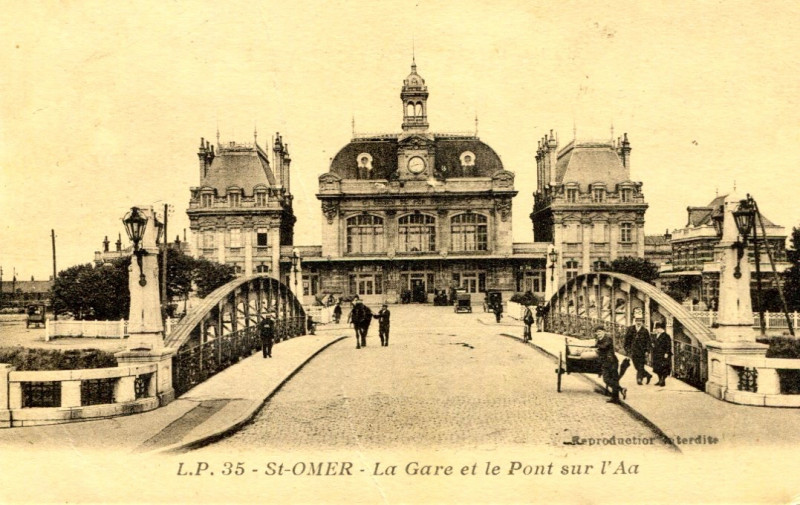 Carte postale ancienne St-Omer-gare-1