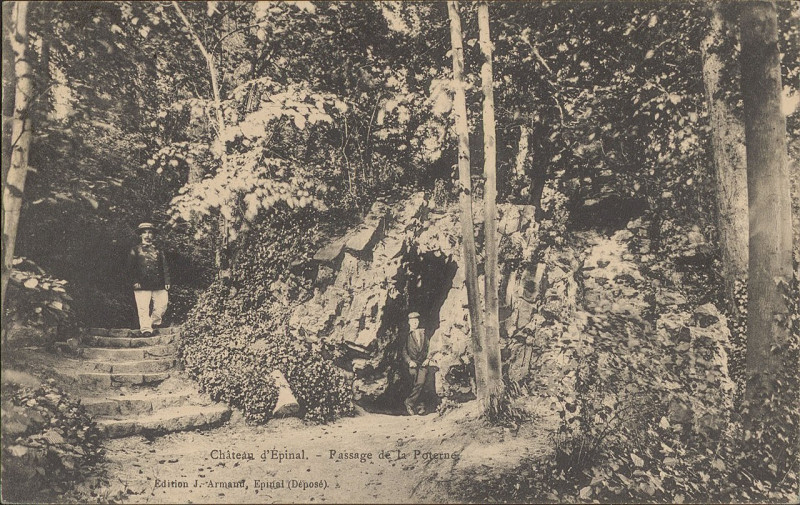 Carte postale ancienne Carte Postale, Château d'Epinal, Passage de la Poterne