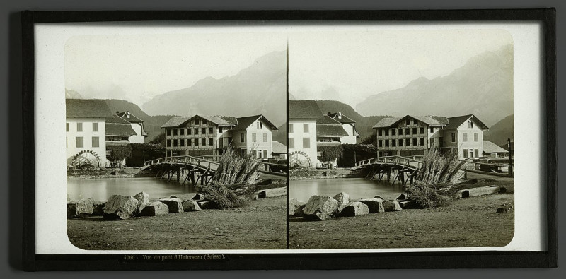 Carte postale ancienne Gezicht op een brug te Unterseen, Rp-F-F08305