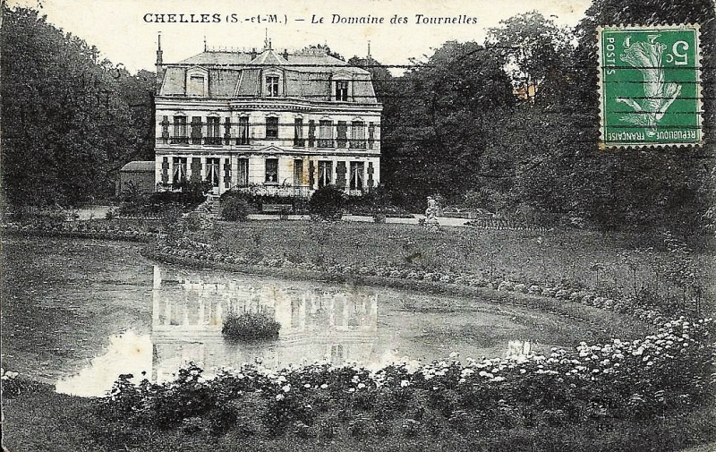Carte postale ancienne Chelles - Château des Tournelles