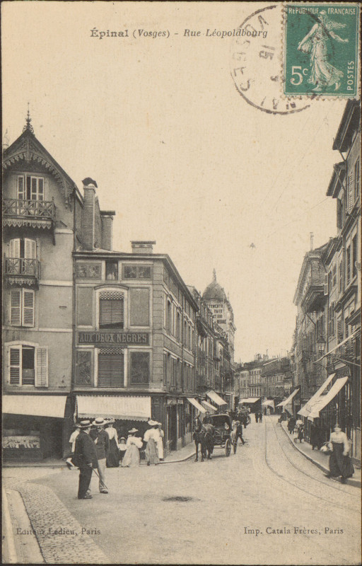 Carte postale ancienne Carte postale, Epinal (Vosges), Rue Léopold-Bourg